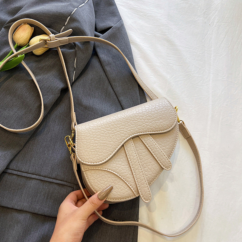 Saddle bag